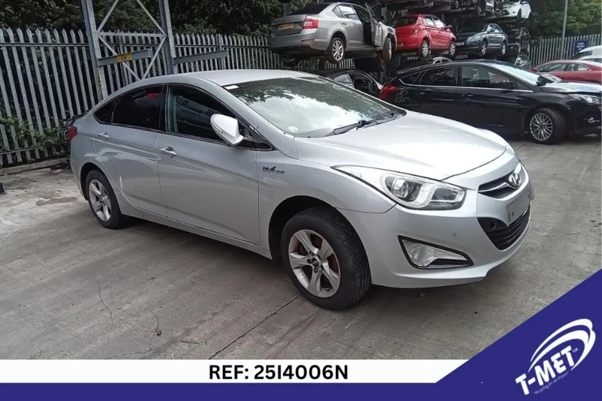 2012 HYUNDAI I40 BREAKING FOR PARTS - Image 1
