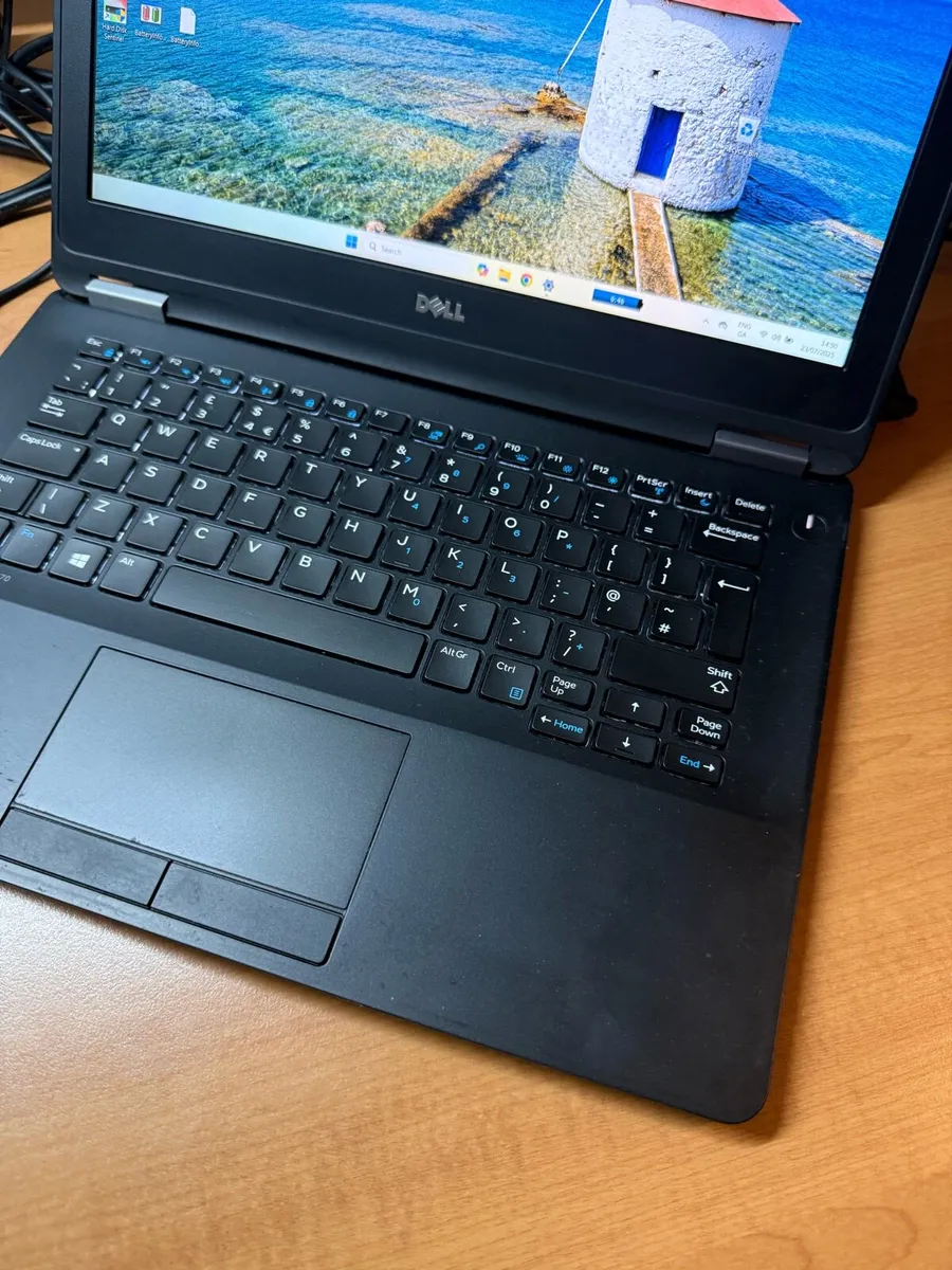 Dell laptop i5 pro 16-256 win 11 pro - Image 2