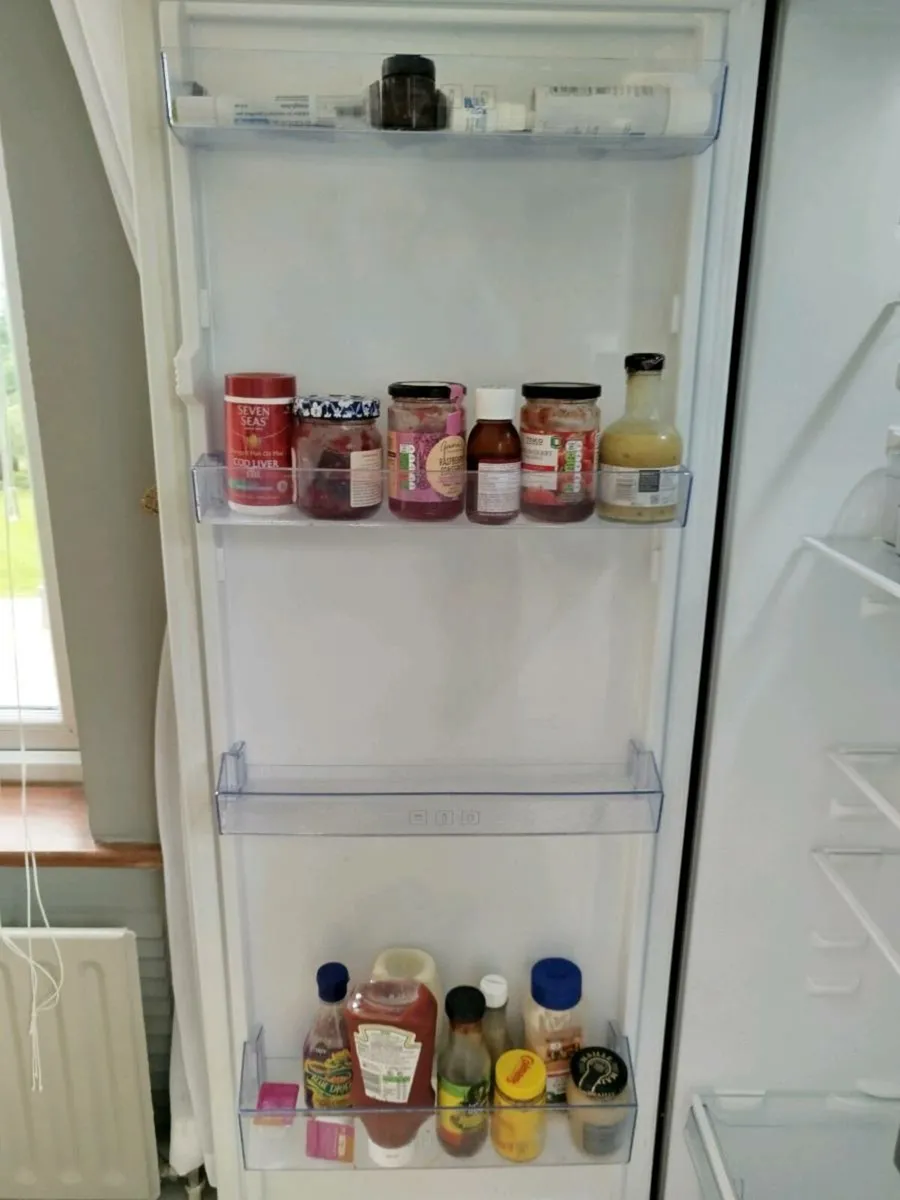 Beko fridge - Image 4
