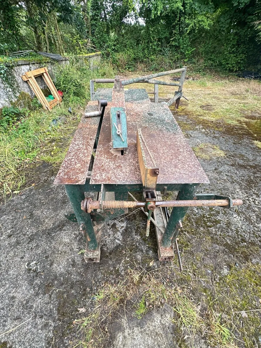 Lister Engine Bench Saw - Image 4