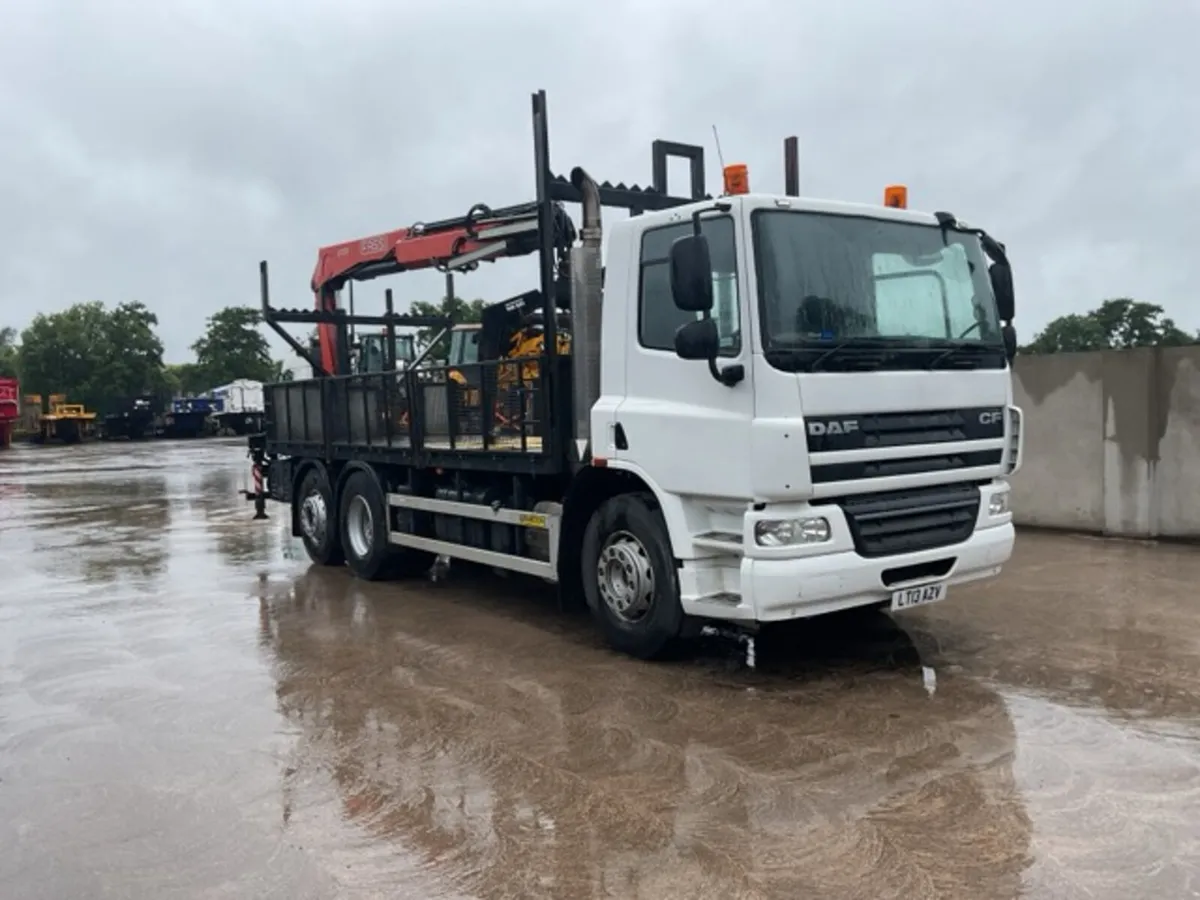 2013 DAF 75CF.360 6x2 Flat Block Grab - Image 1