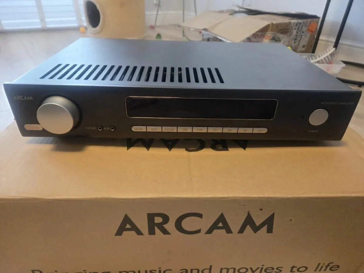 Arcam SA20 Class G Integrated Amplifier - Image 1