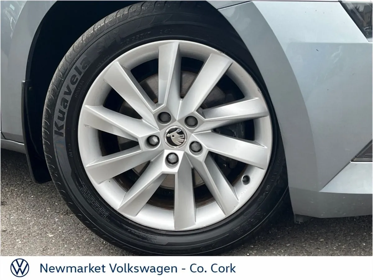 Skoda Superb 1.6tdi 120BHP Style Low Mileage - Image 2