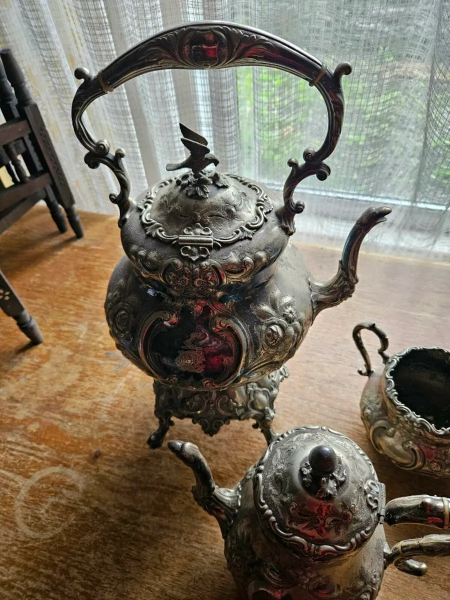 Vintage Antique EPNS Coffee Pot Tea Pot and Jug - Image 2