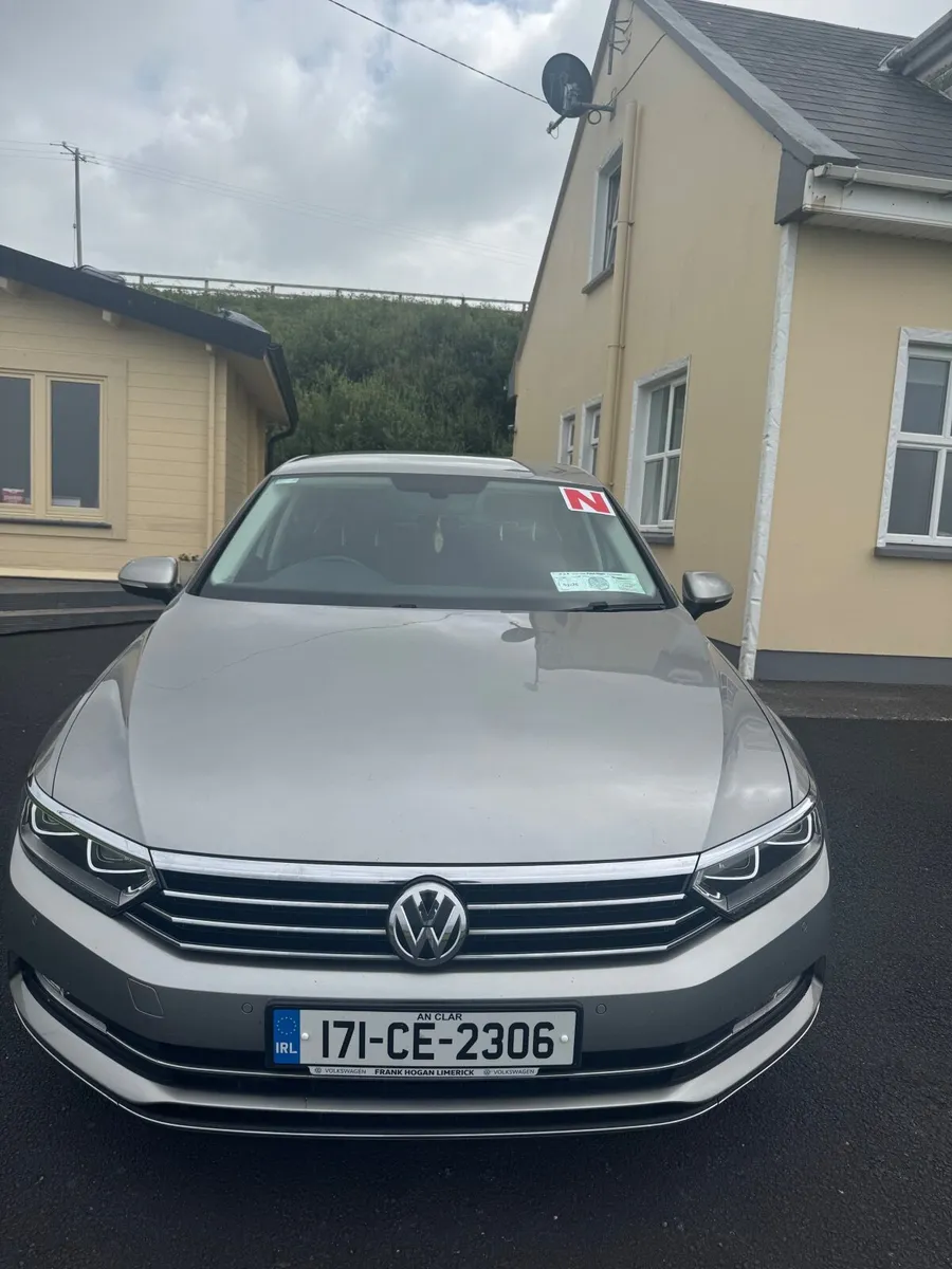 Volkswagen Passat 2017 - Image 1