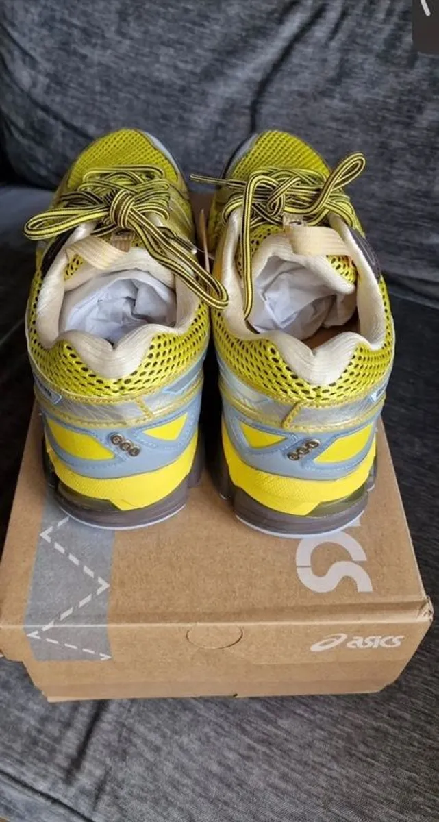 Asics Ub9 S Gel-Kayano 20 Trainers - Image 3