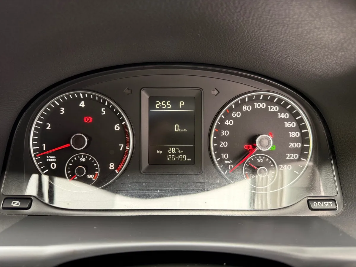 2012 Volkswagen Touran Low Mileage New NCT - Image 4
