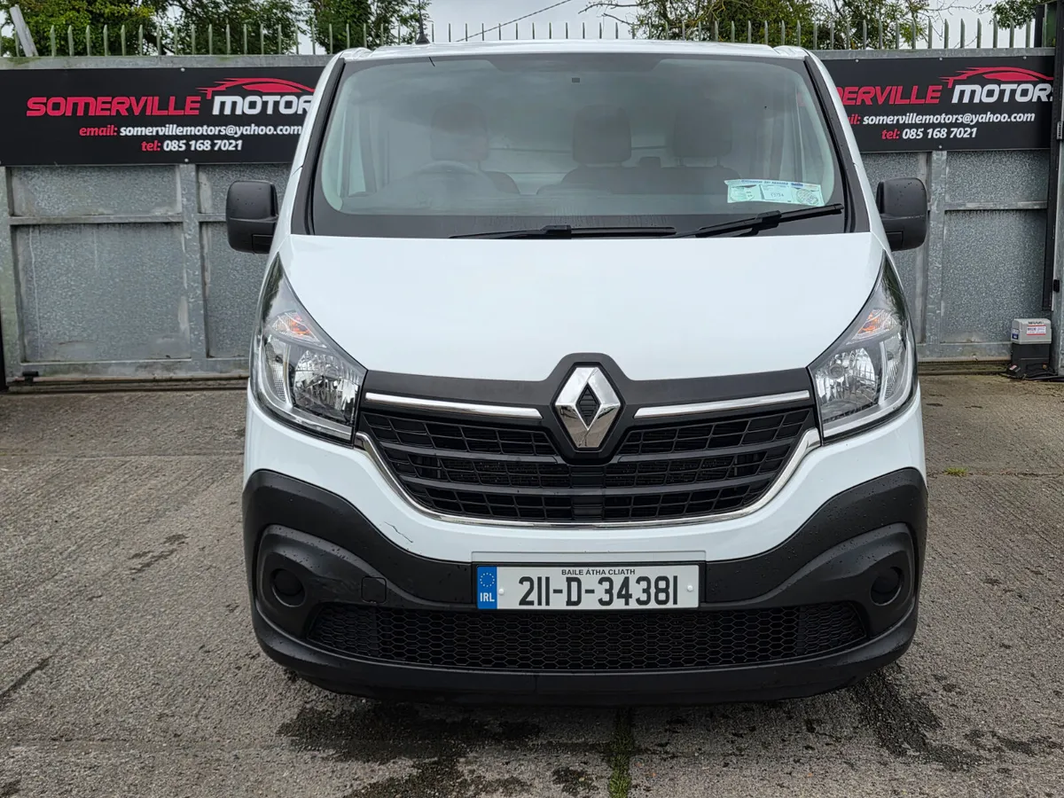 Renault Trafic 2021 2l DIESEL ( FINANCE AVAILABLE) - Image 4