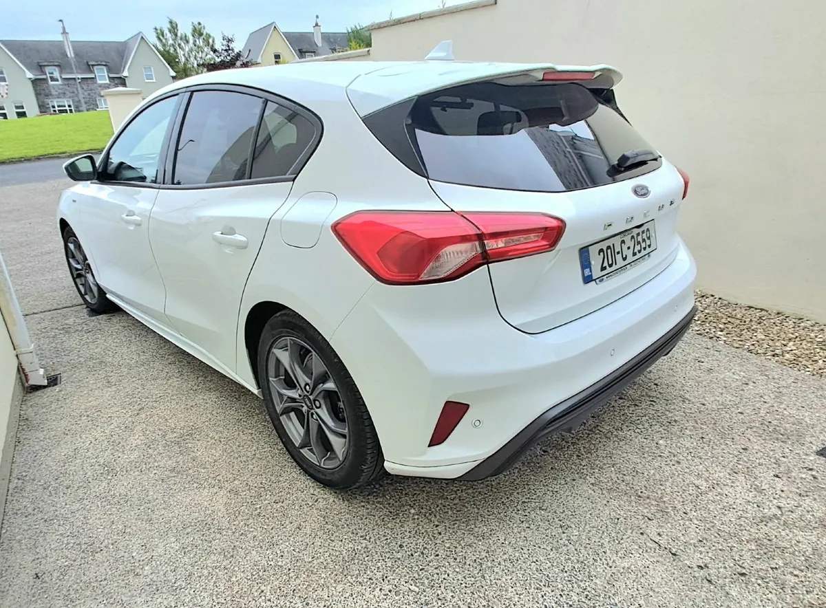 Ford Focus 2020 - Image 4