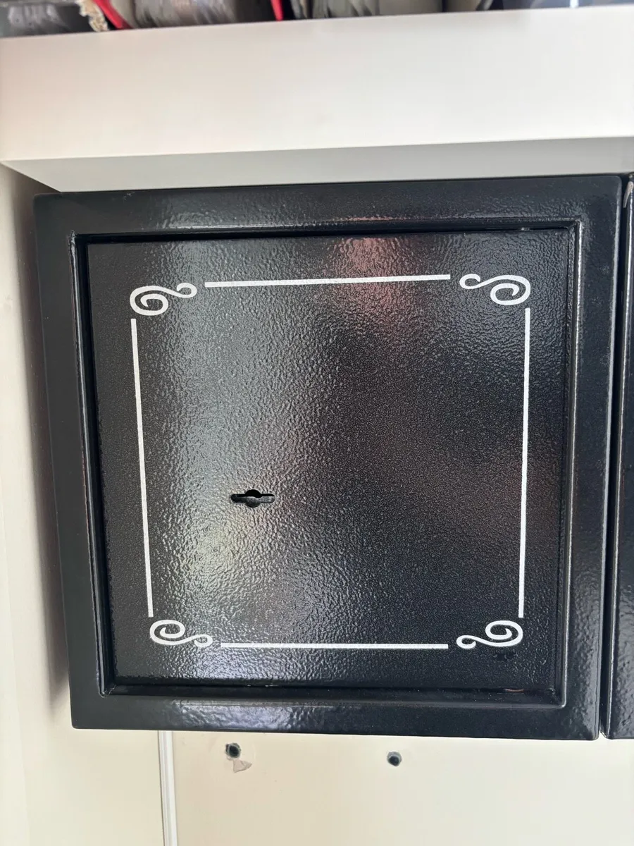 Ammunition safe - Image 1