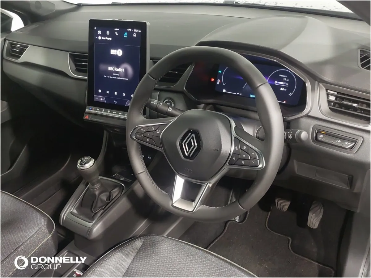 Renault Captur Hatchback Techno - Image 4