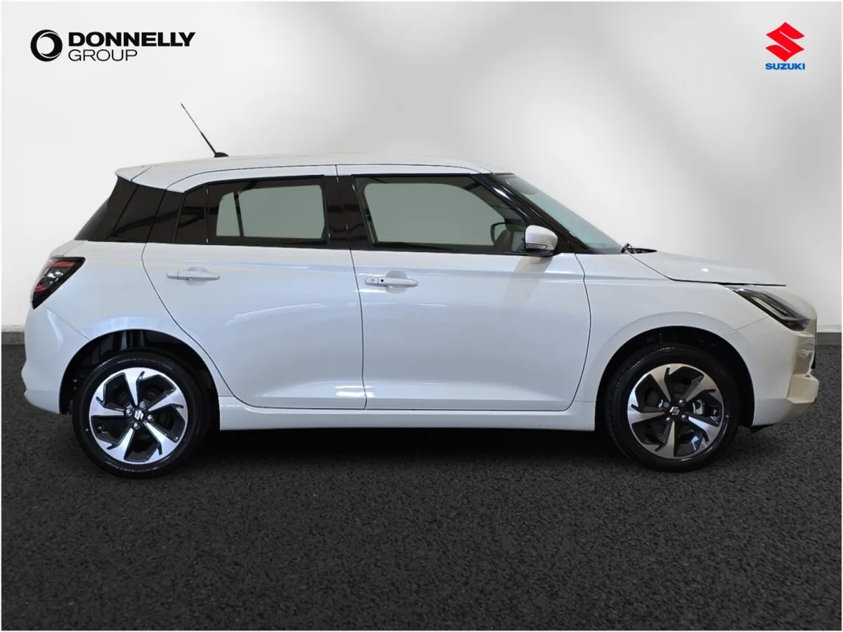 Suzuki Swift Hatchback Ultra ALLGRIP - Image 3