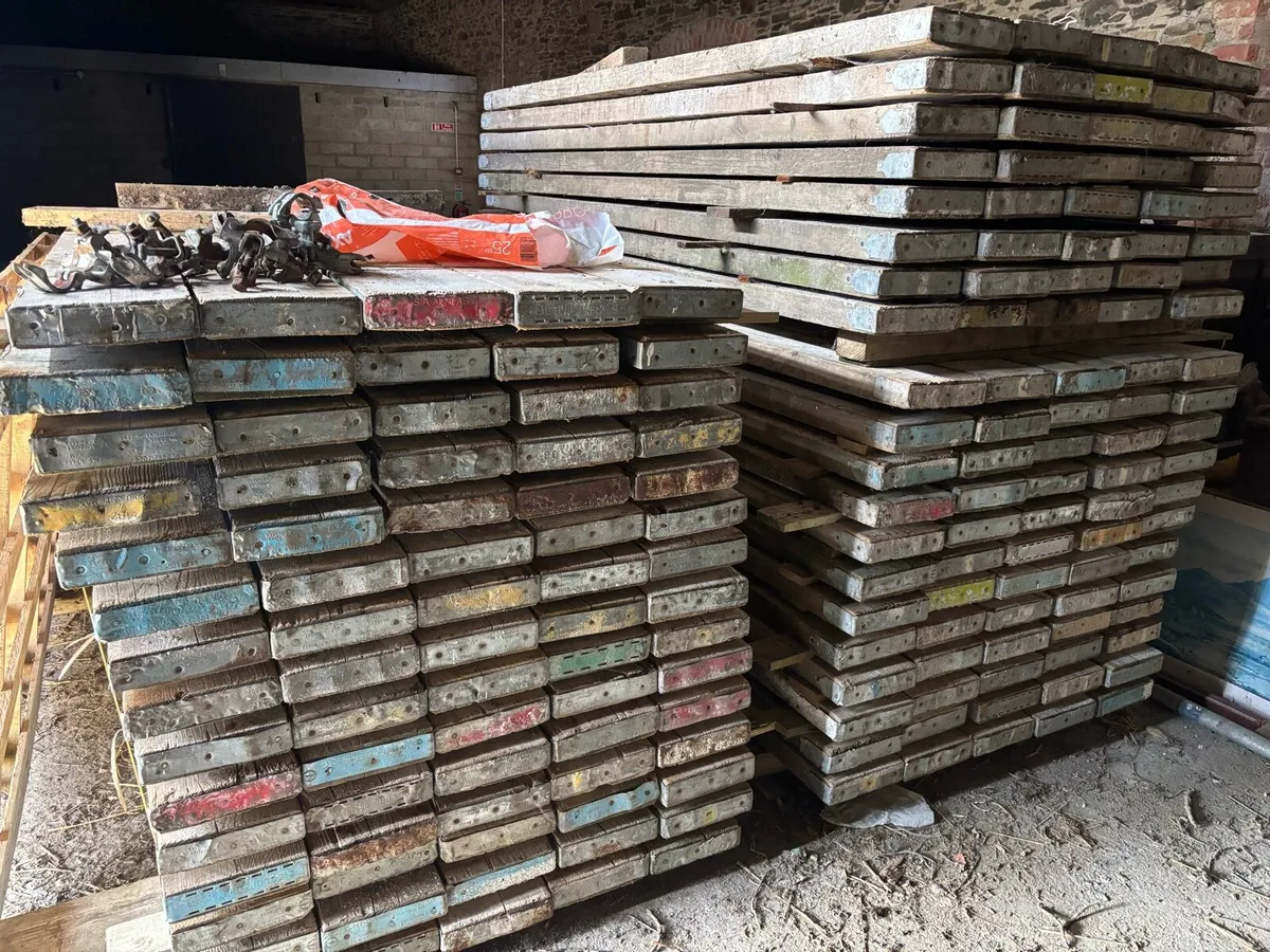 Scaffolding for sale - Image 2
