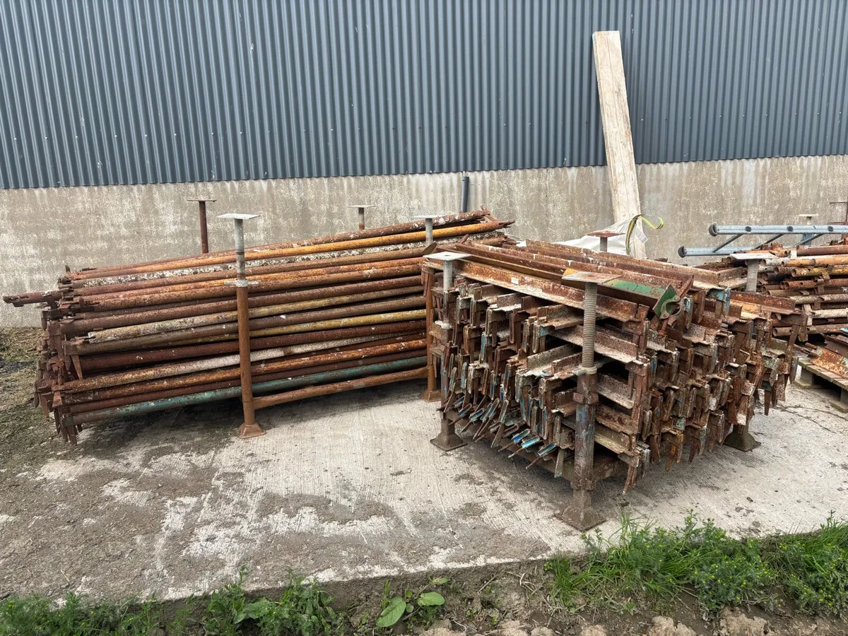 Scaffolding for sale - Image 3