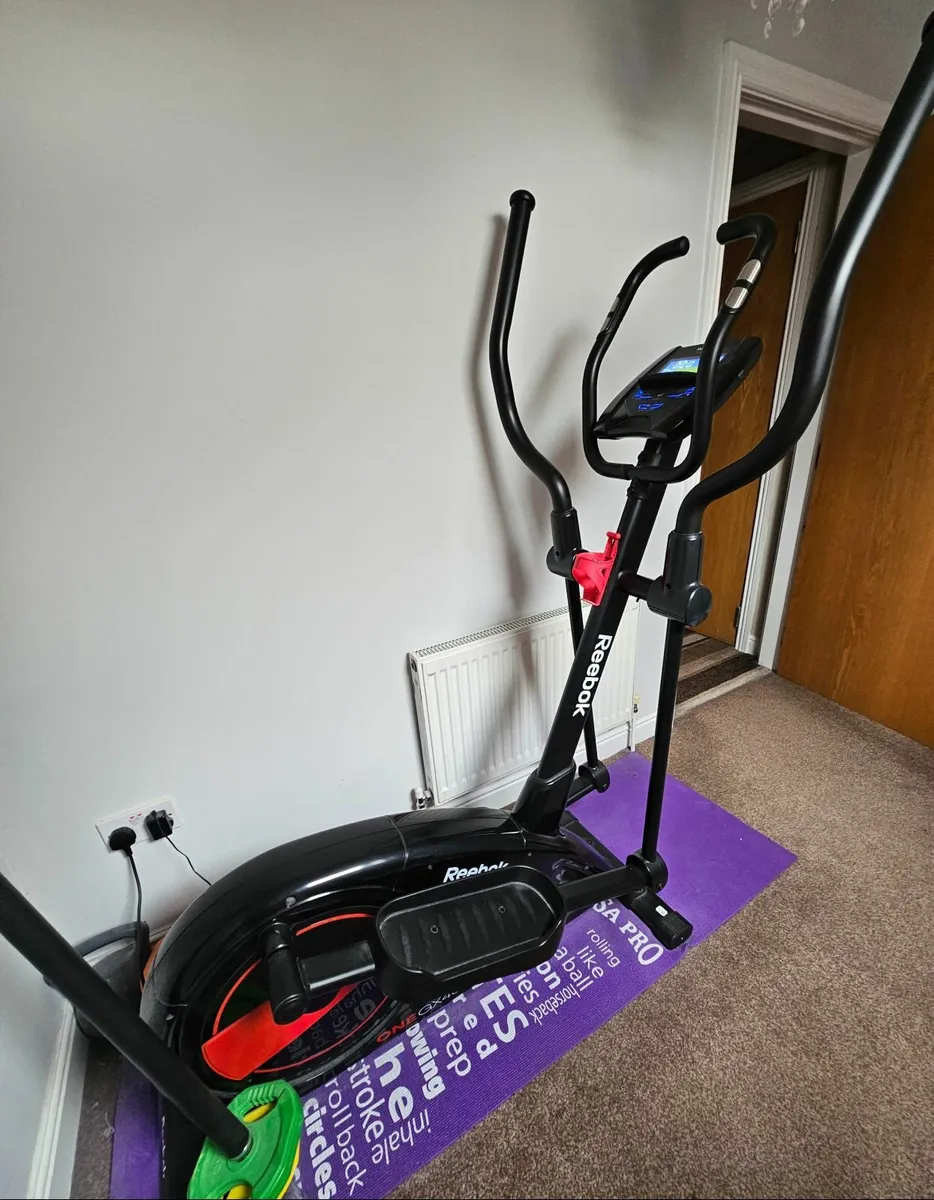 Crosstrainer - Image 1