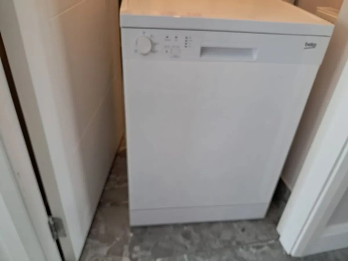dishwasher - Image 1