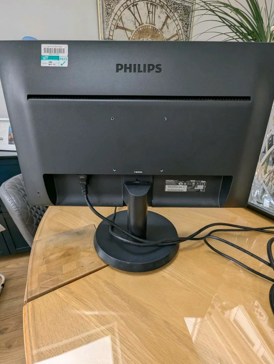 Philips Monitor - Image 3