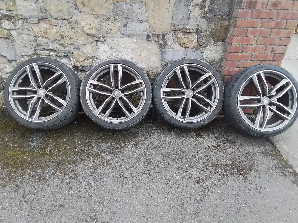 AudiA6sline 20" alloys  255-35-20
