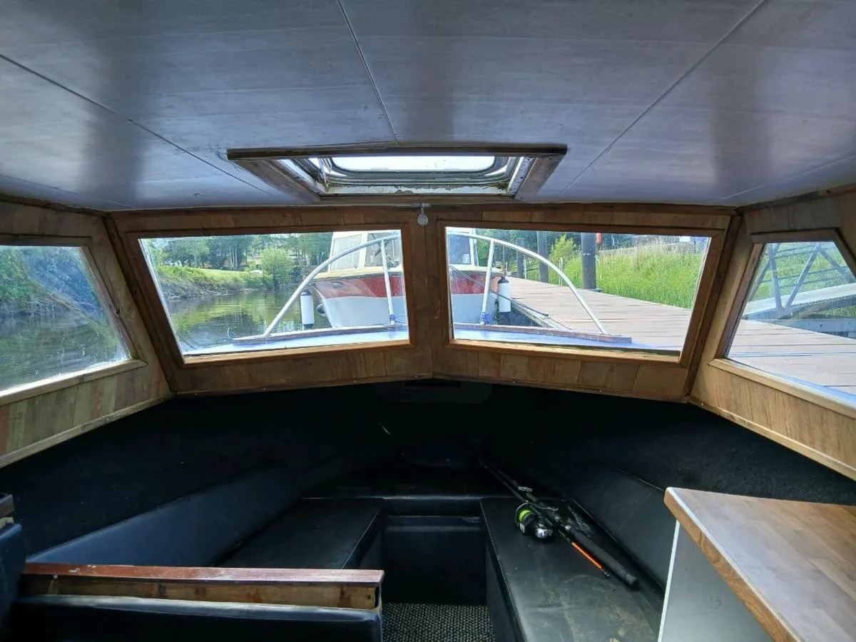 Birchwood 26 4 BERTH Diesel Cruiser Running 100% - Image 4