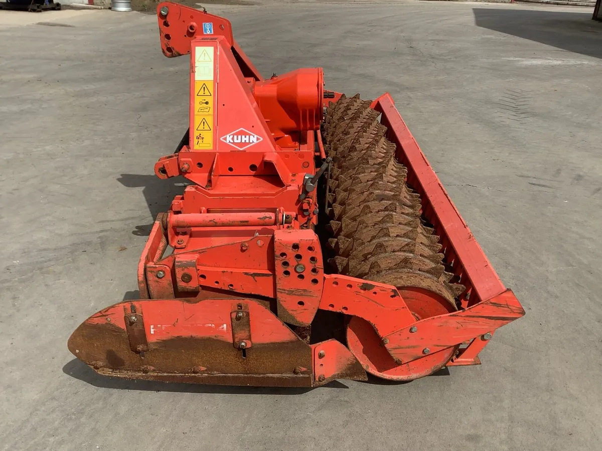 Kuhn 3004 Power Harrow - Image 3