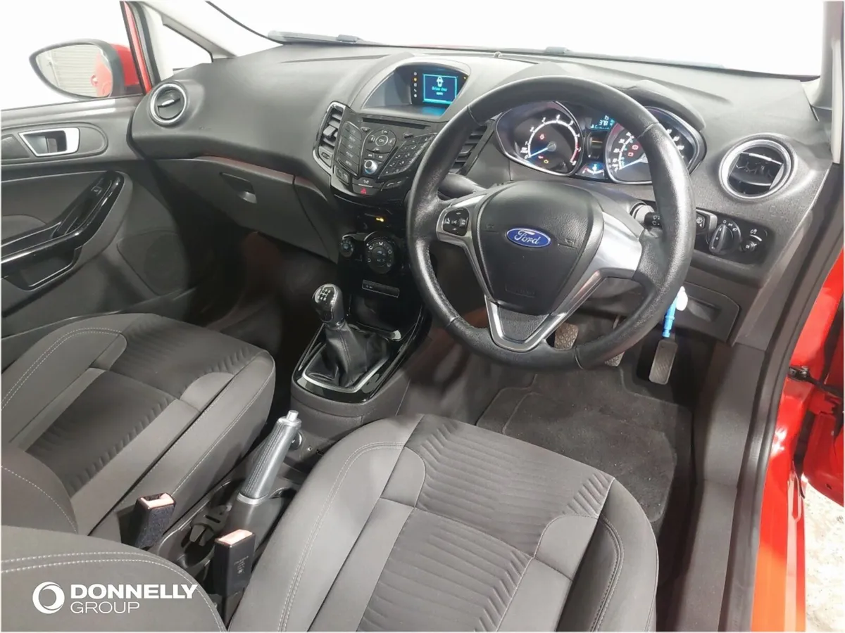 Ford Fiesta Hatchback Zetec - Image 4