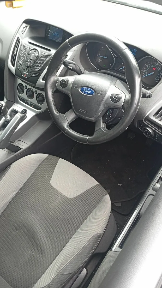 Ford Focus 2011 - Image 1