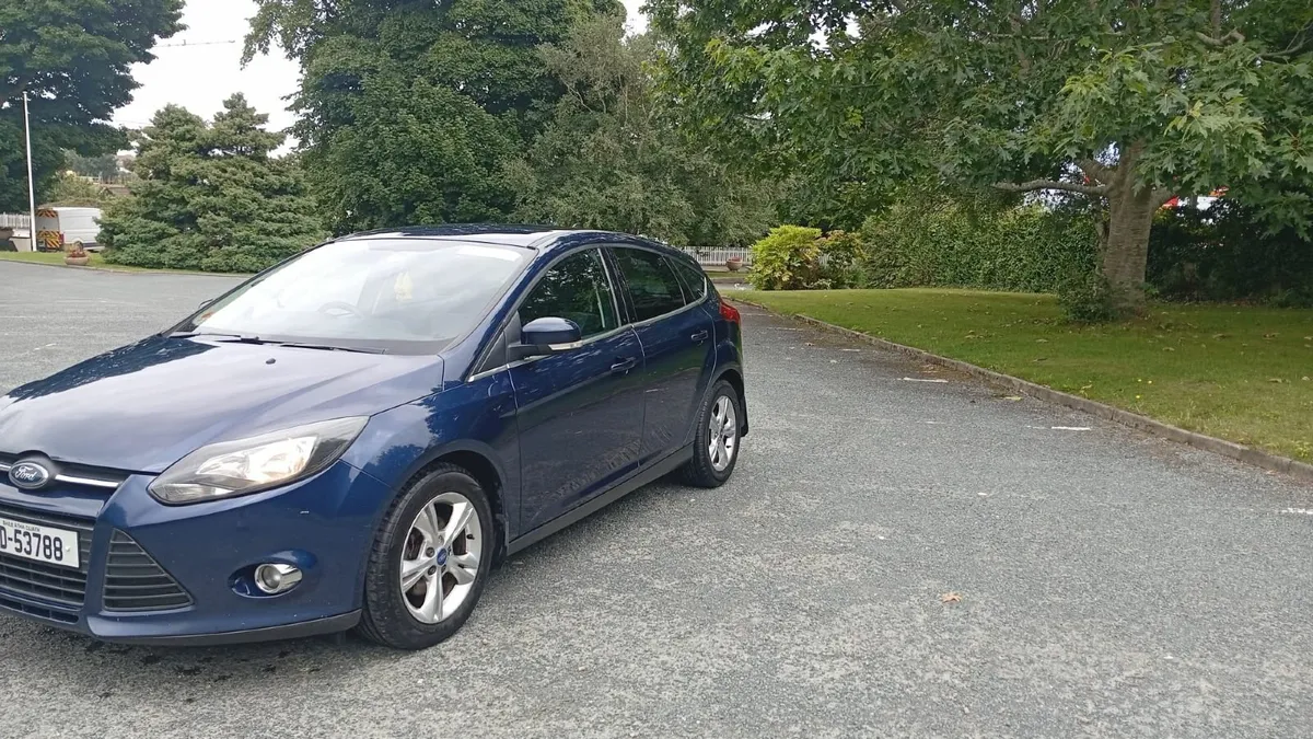 Ford Focus 2011 - Image 4