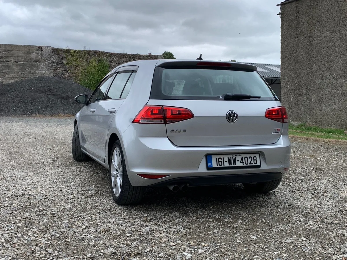 2016 Volkswagen Golf 1.4 tsi highline Dsg - Image 4