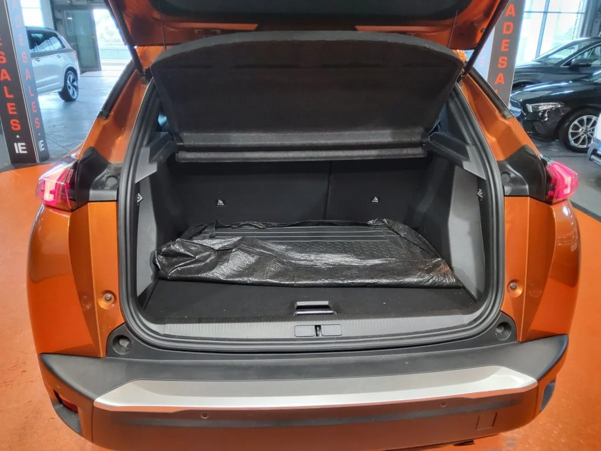 Peugeot 2008 1.2 Puretech 100bhp Allure - Image 3
