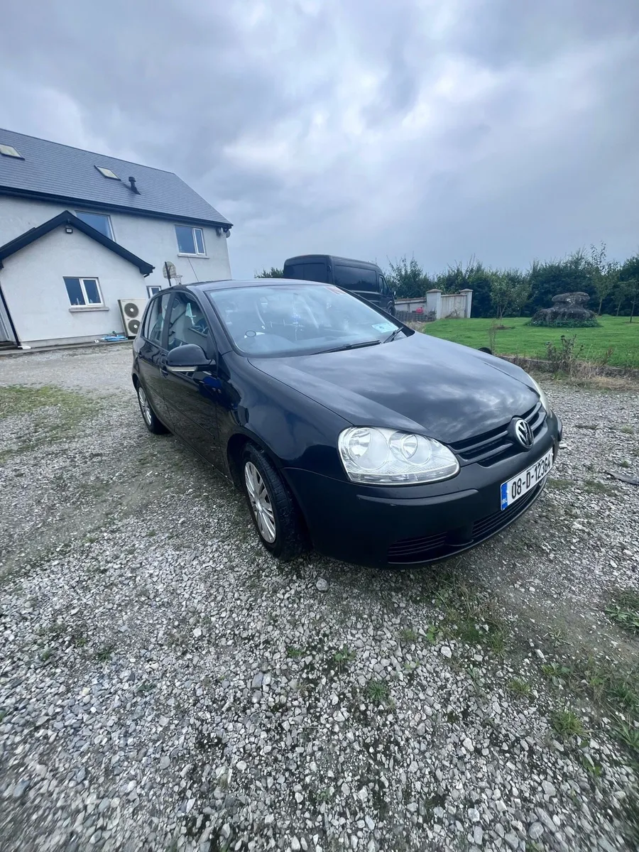 2008 Volkswagen Golf - Image 1