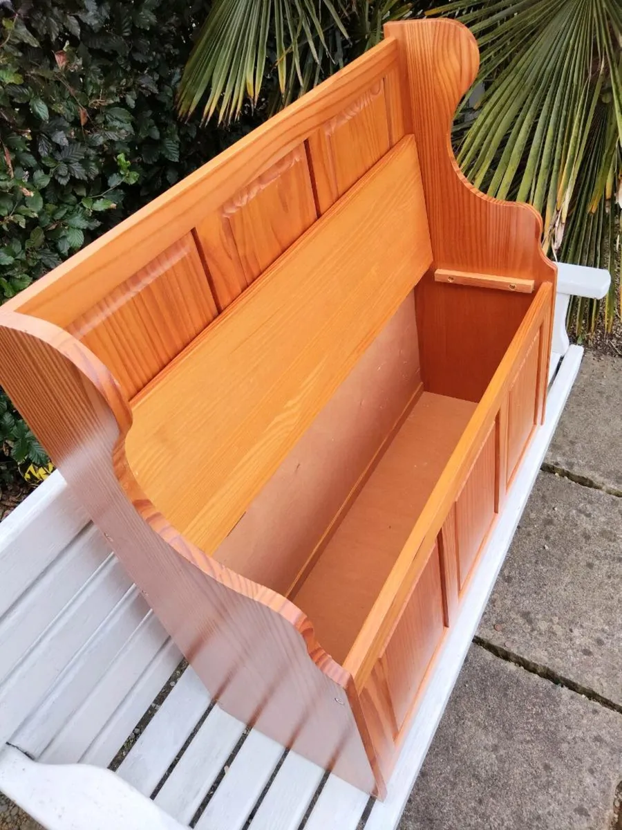 Monks Bench - Image 4