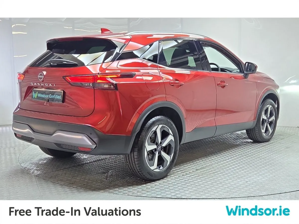 Nissan QASHQAI 1.3 PET Mild Hybrid SV Premium  sc - Image 3