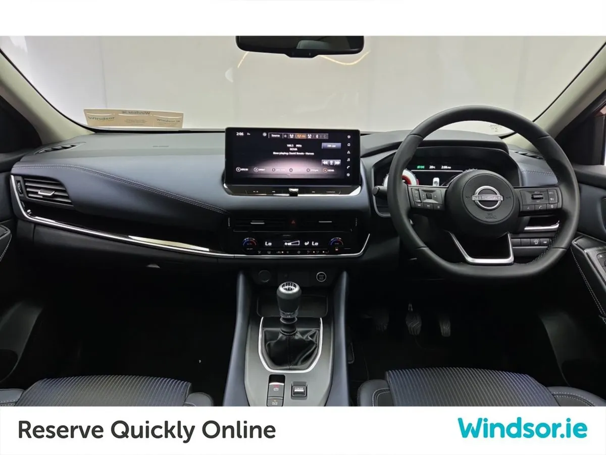 Nissan QASHQAI 1.3 PET Mild Hybrid SV Premium  sc - Image 4