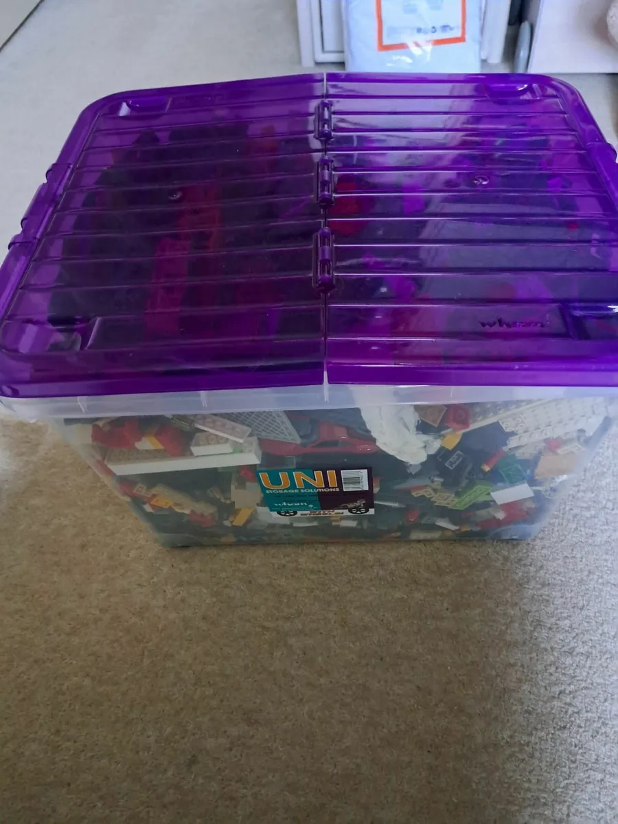 Lego - Image 1