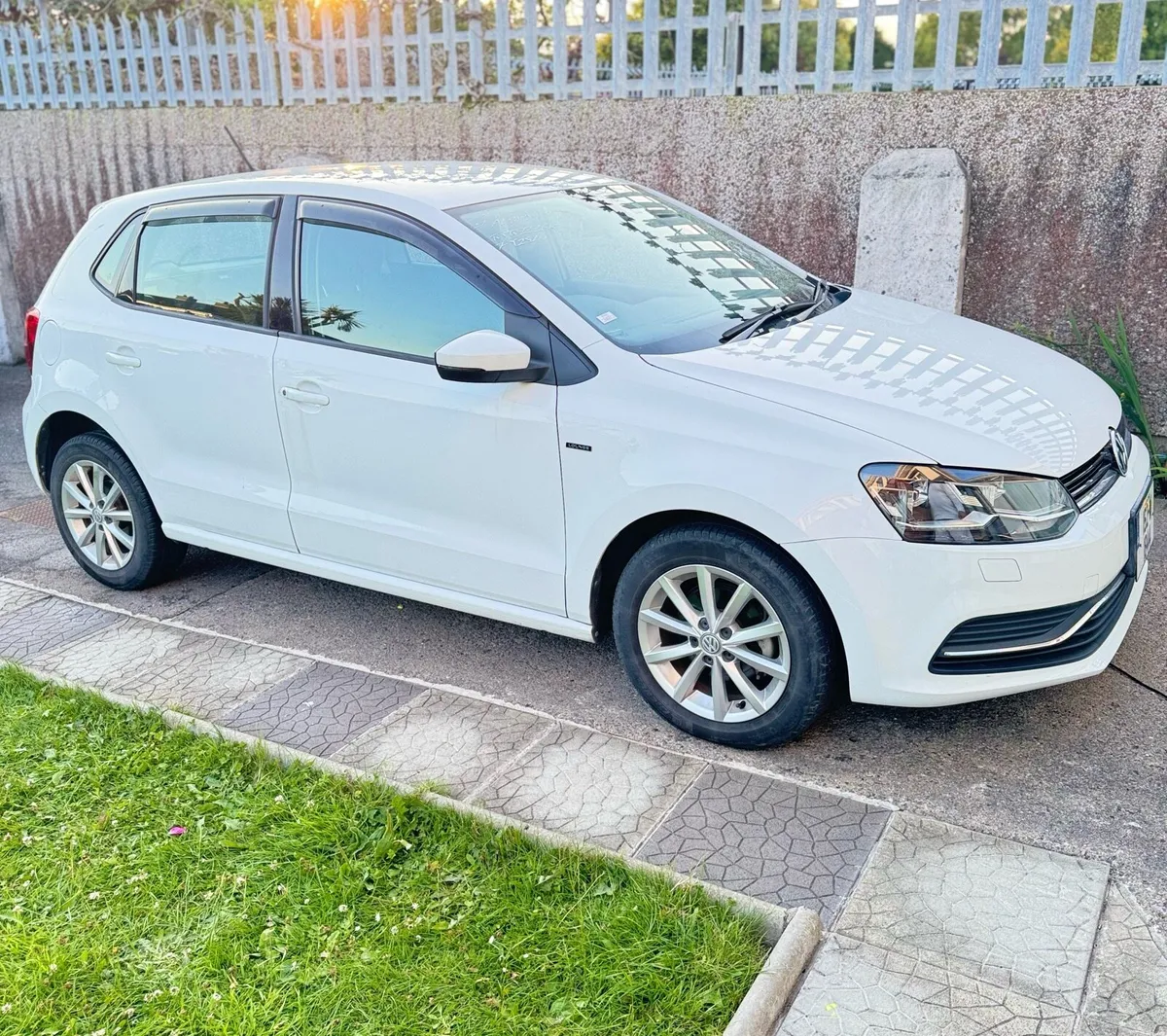 Volkswagen Polo 2015 Automatic LOUNGE MODEL - Image 2