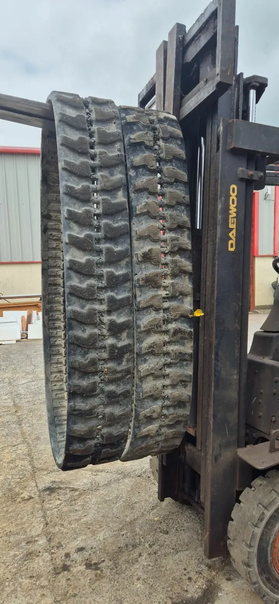 Rubber tracks - Image 3