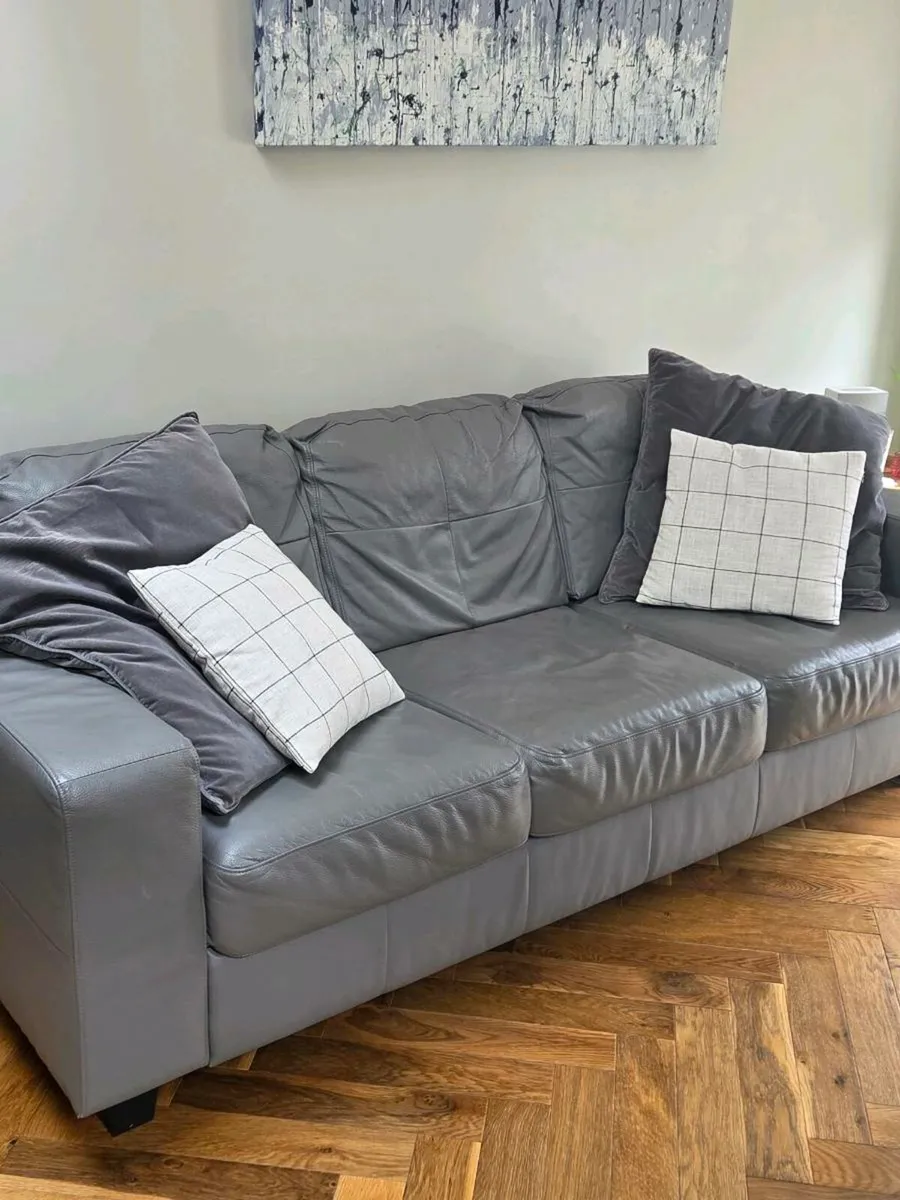 Sofa - Image 2