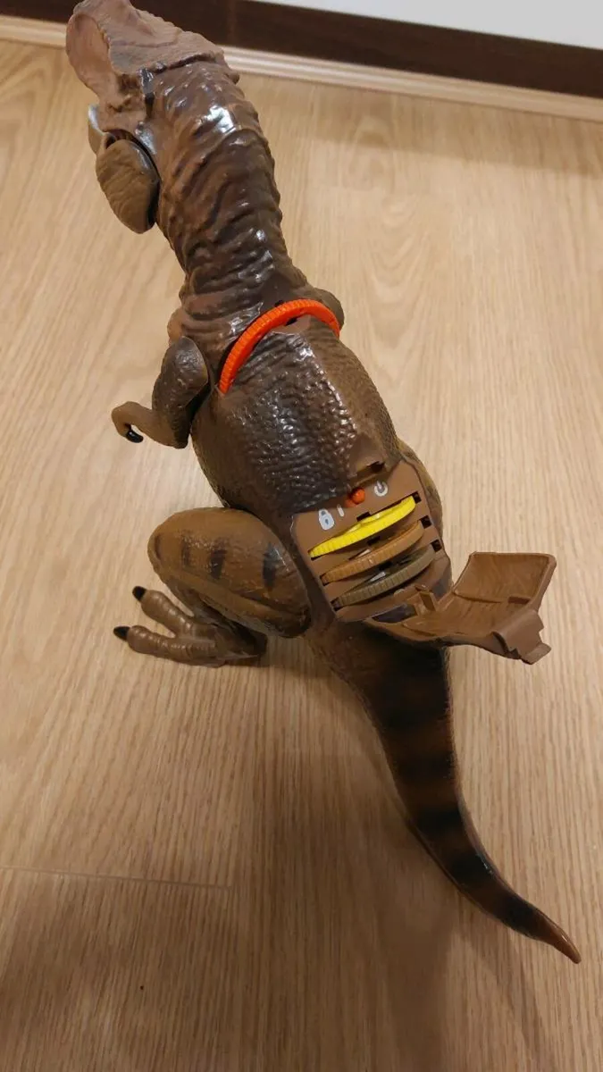 T-Rex Dinosaur - Image 3