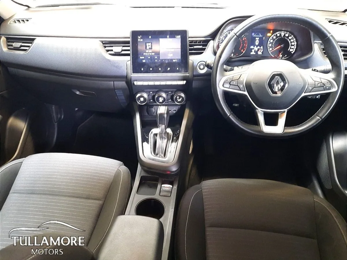 Renault Arkana Iconic TCE 140 Auto Mild Hybrid - Image 2