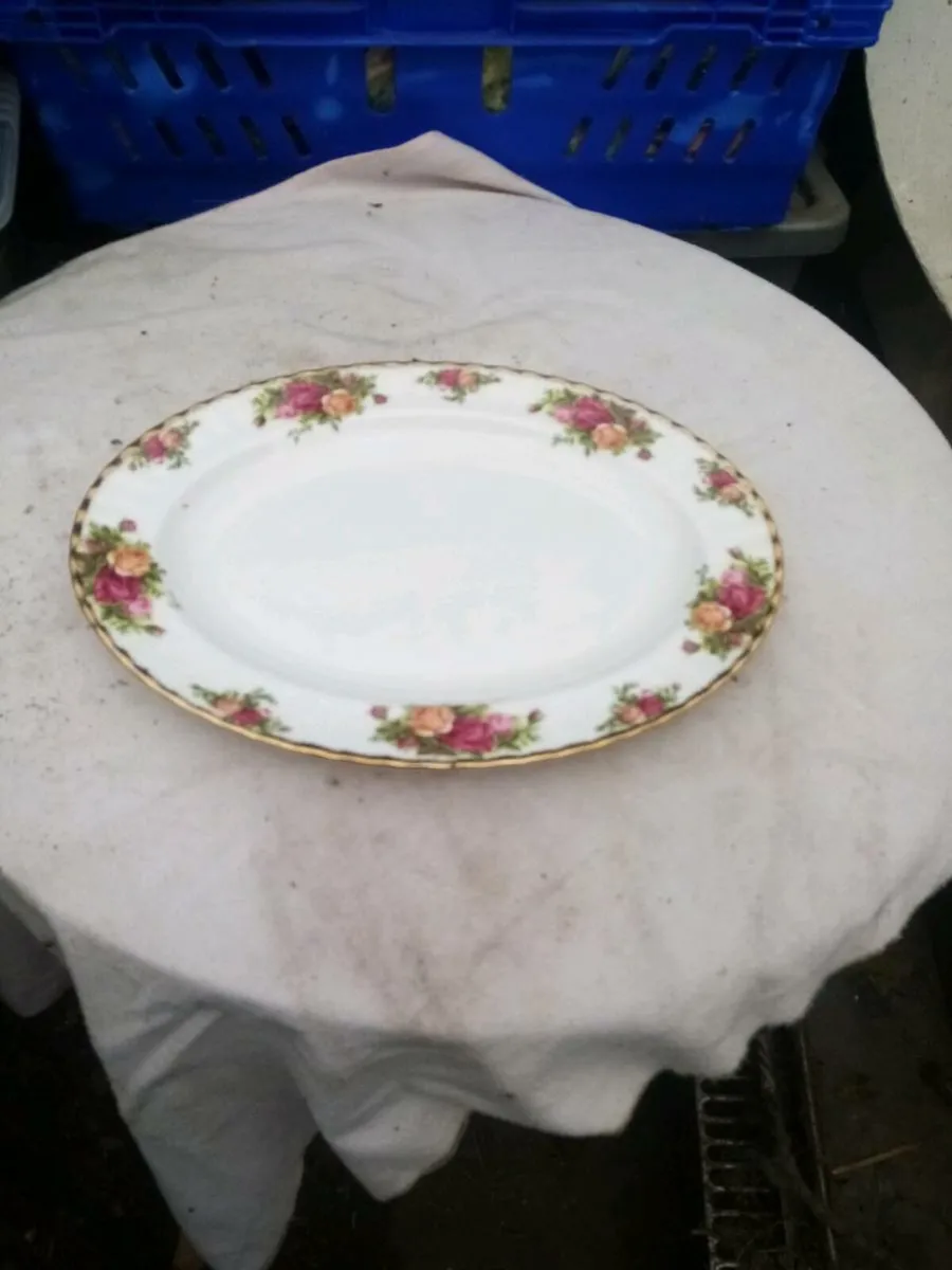 Old country rose - Image 1