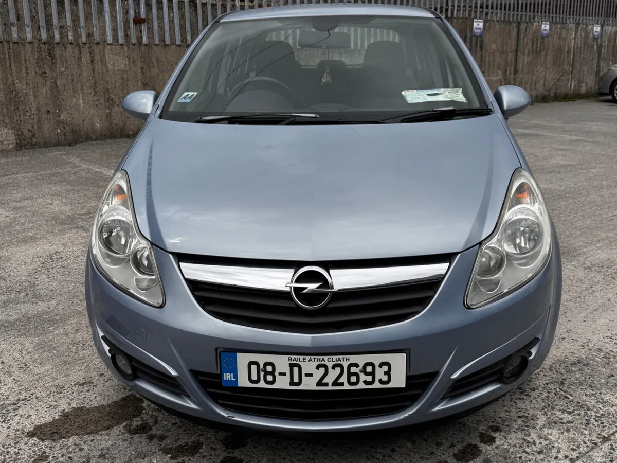 Opel Corsa 1.2i, top spec, tiny milage, new NCT - Image 2