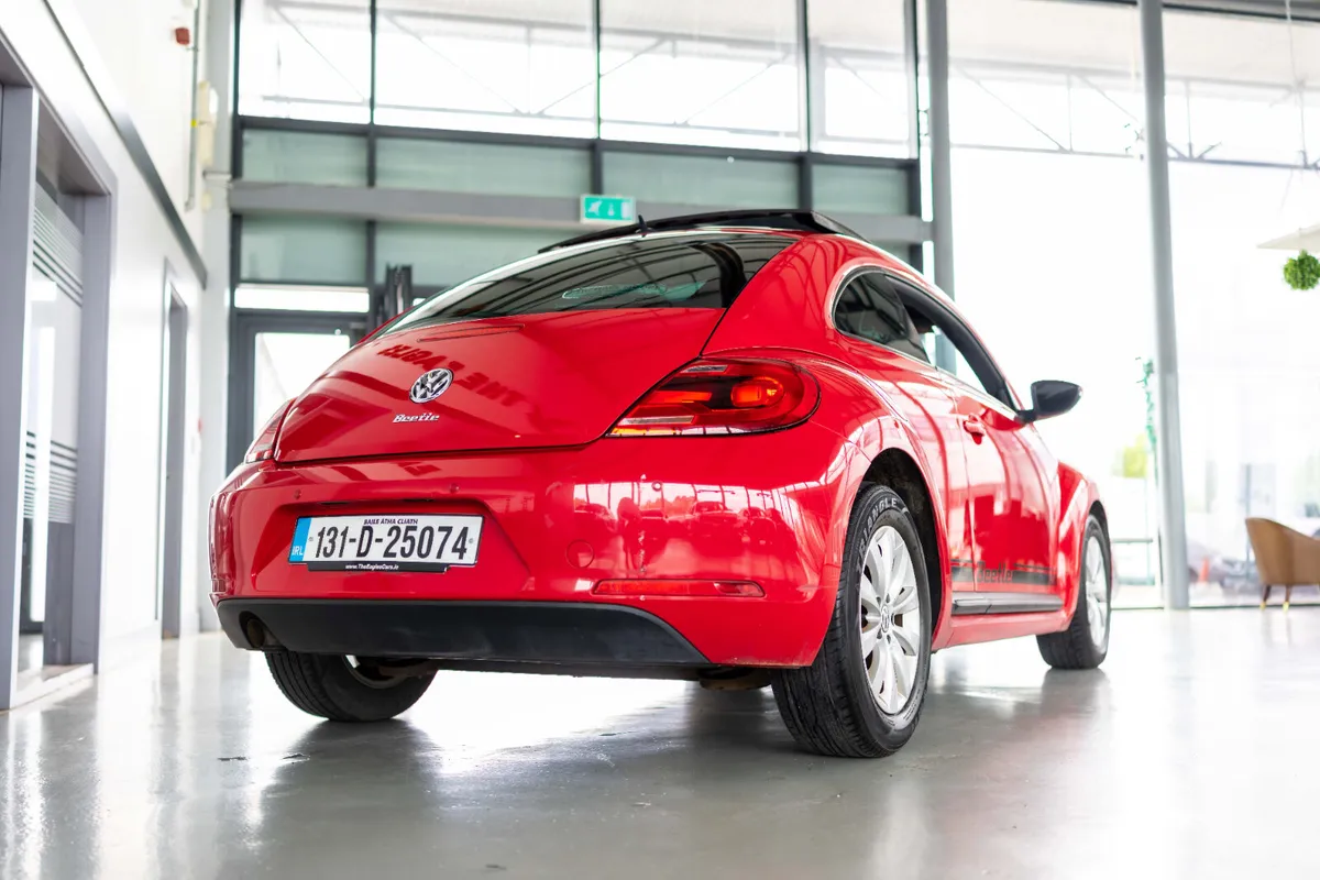 Volkswagen Beetle 1.2 TSI MANUAL 6SPEED FWD BLUEMO - Image 4