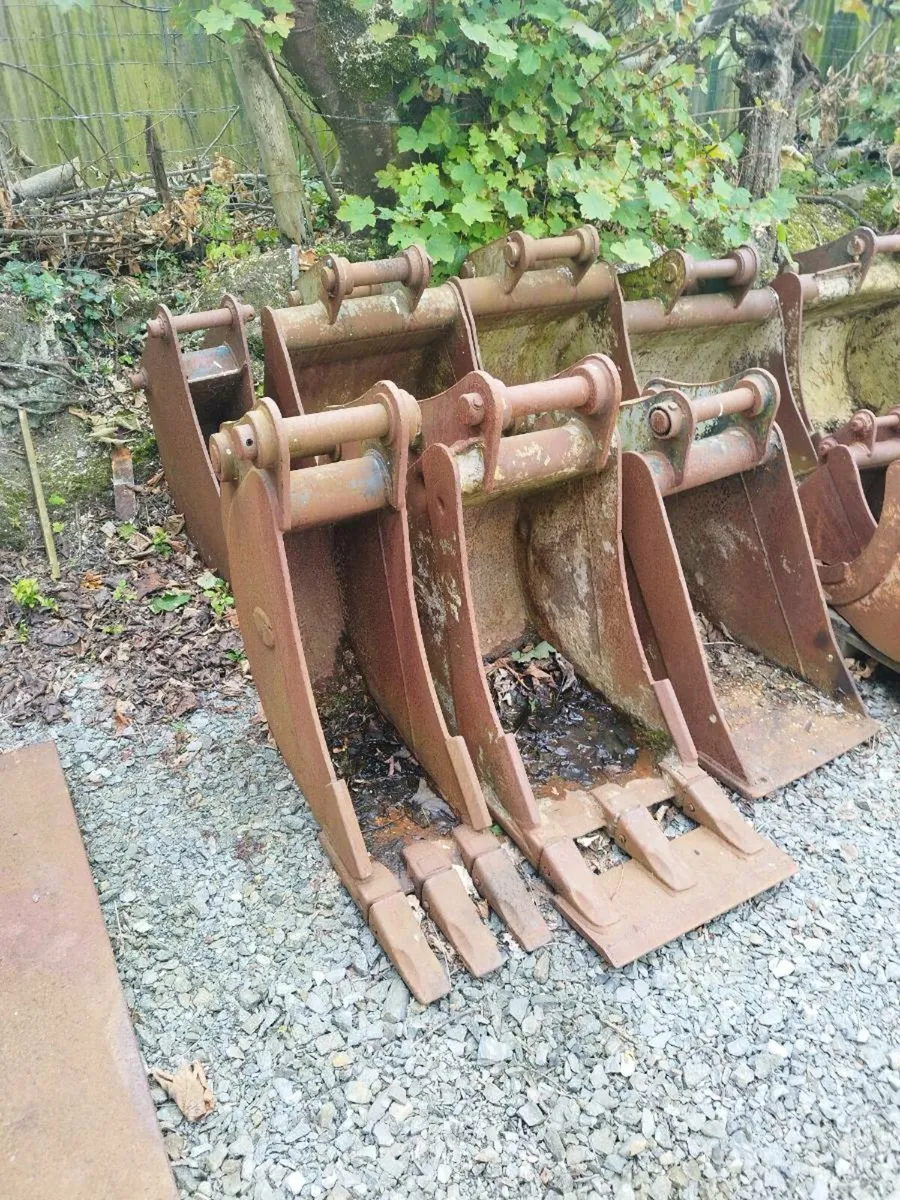 Digger buckets - Image 1