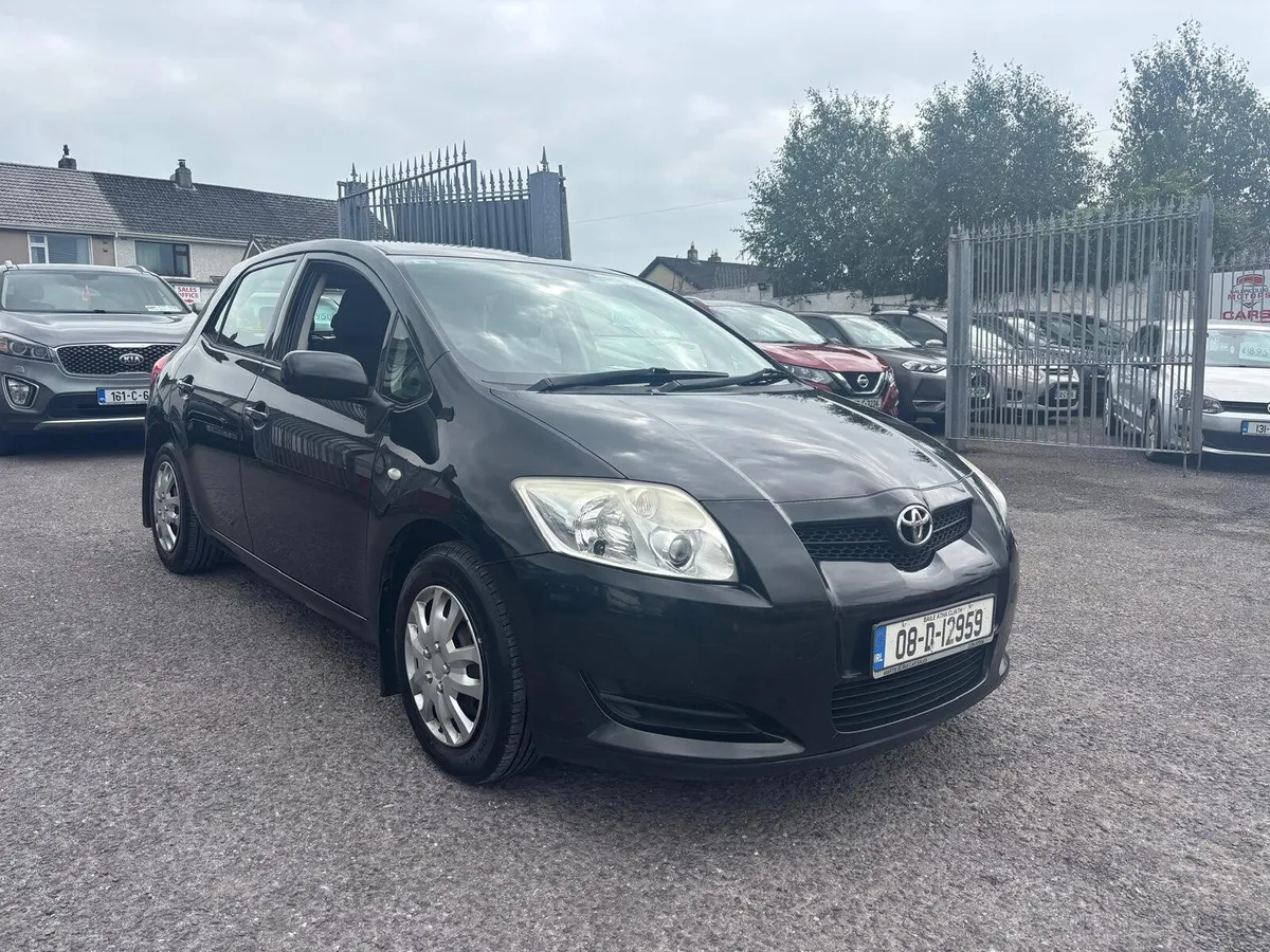 Toyota Auris 2008  PETROL 1.4 - Image 1