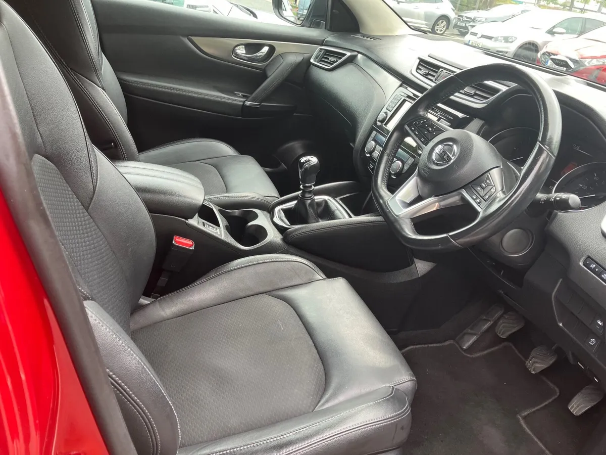 Nissan Qashqai 2018 - Image 3