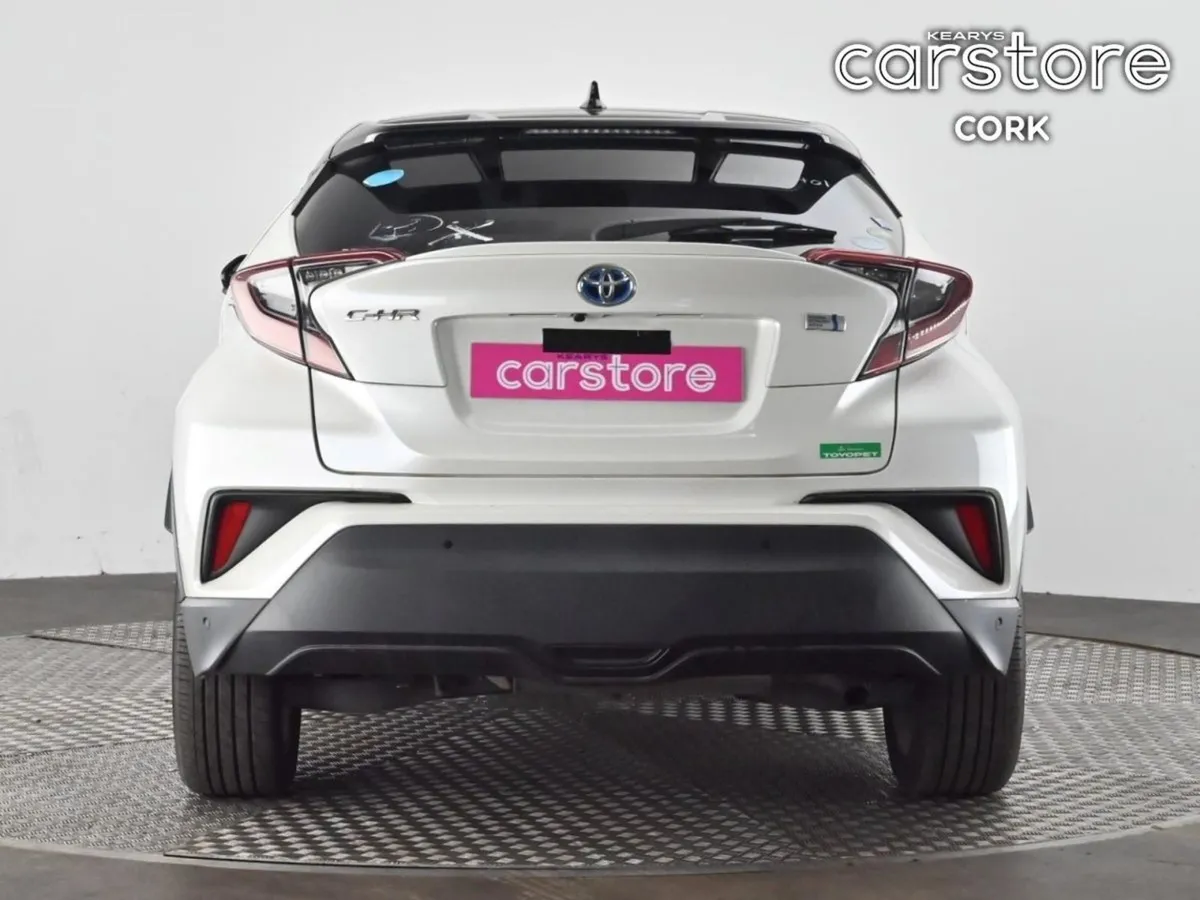 Toyota C-HR 1.8 Hybrid Auto - Image 4