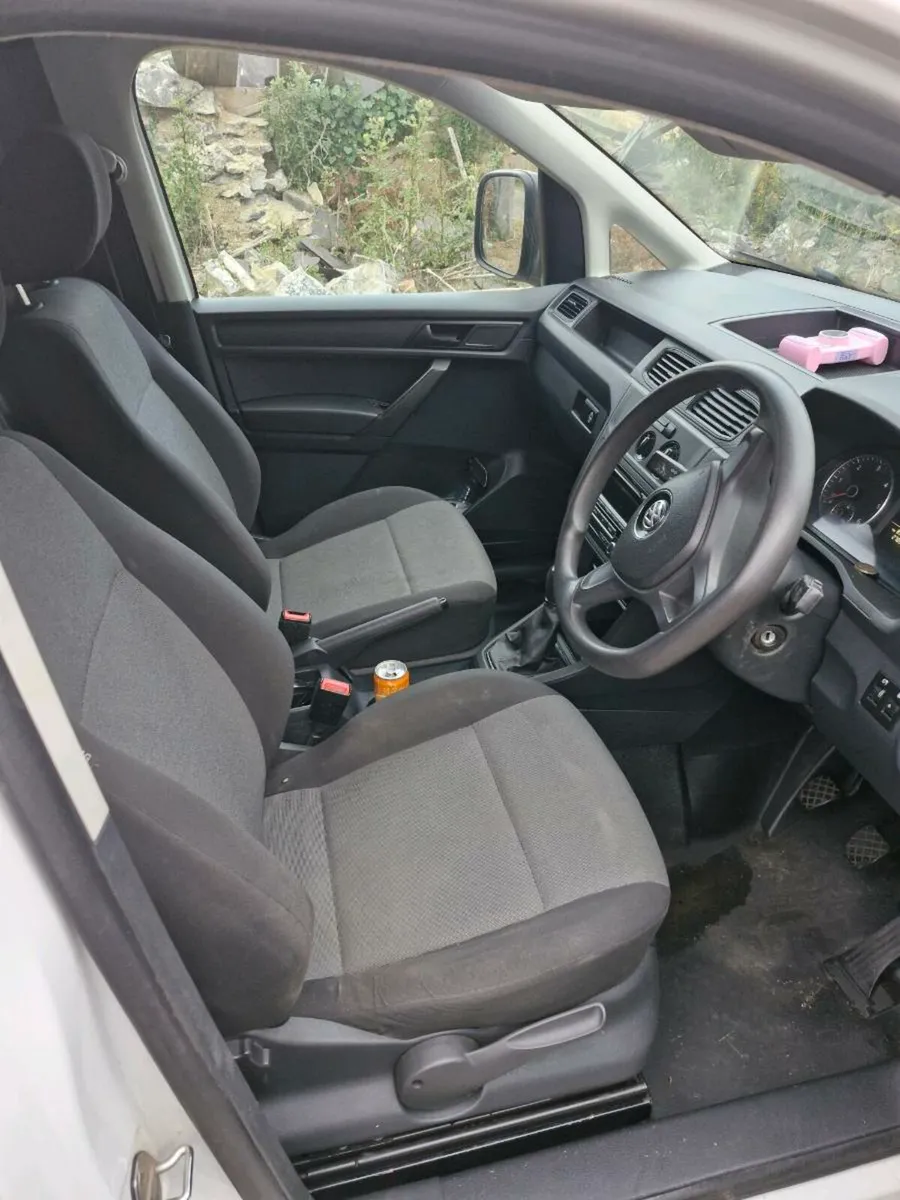 VW CADDY - Image 3