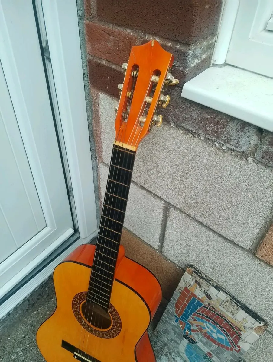 Herald 3/4 size guitar - Image 3