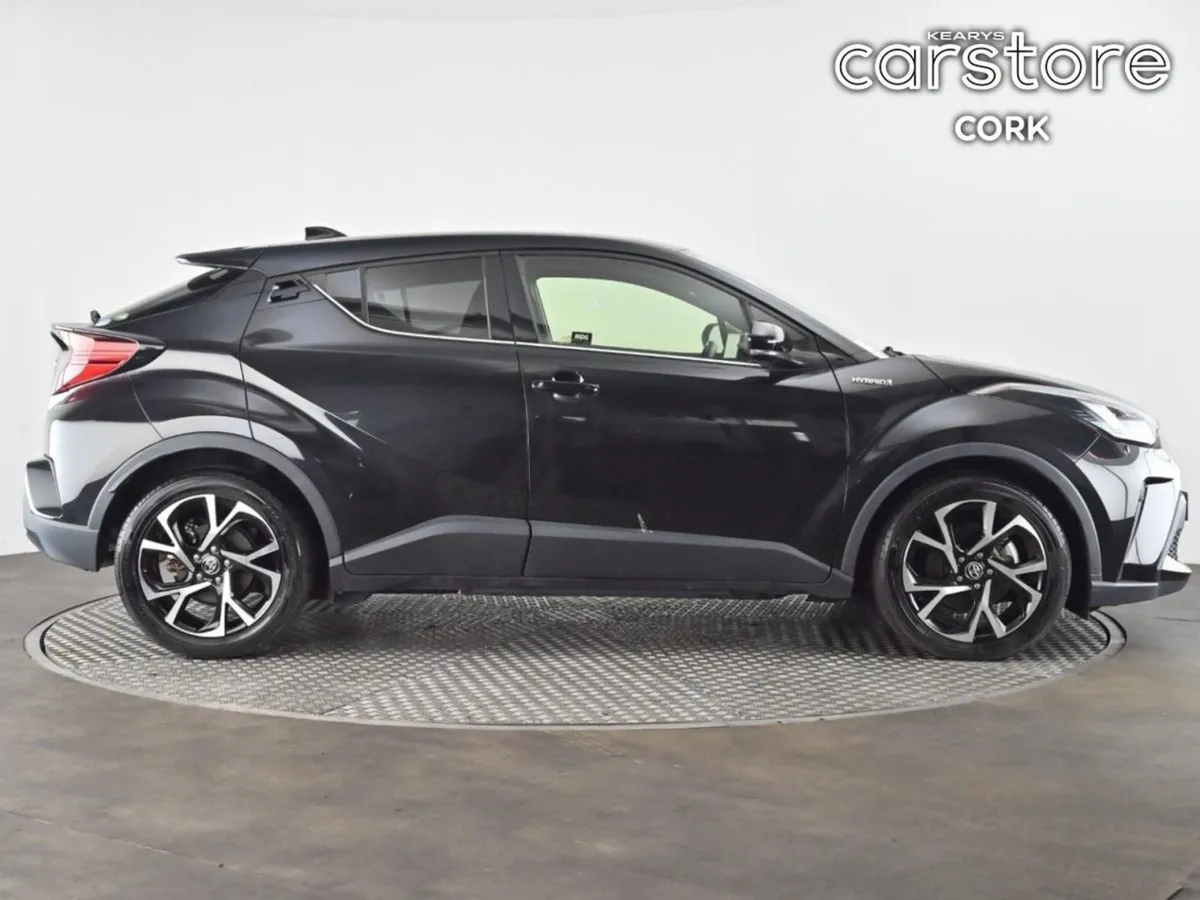 Toyota C-HR 1.8 Hybrid Auto - Image 2