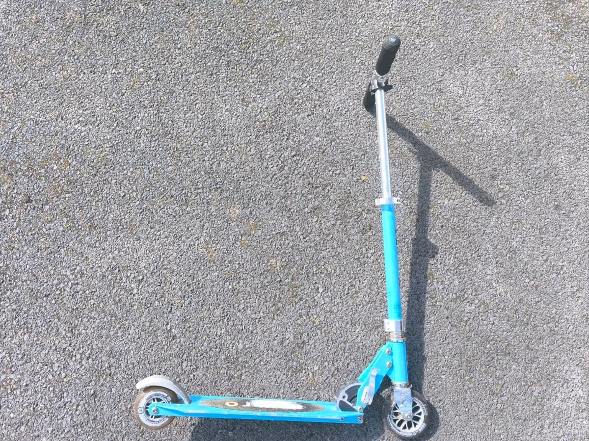 Scooter - Image 1